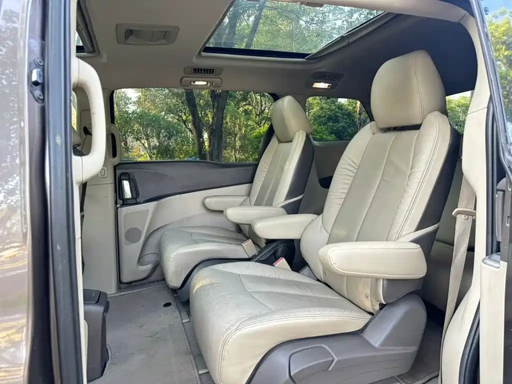 Фото 8 - Buick GL8