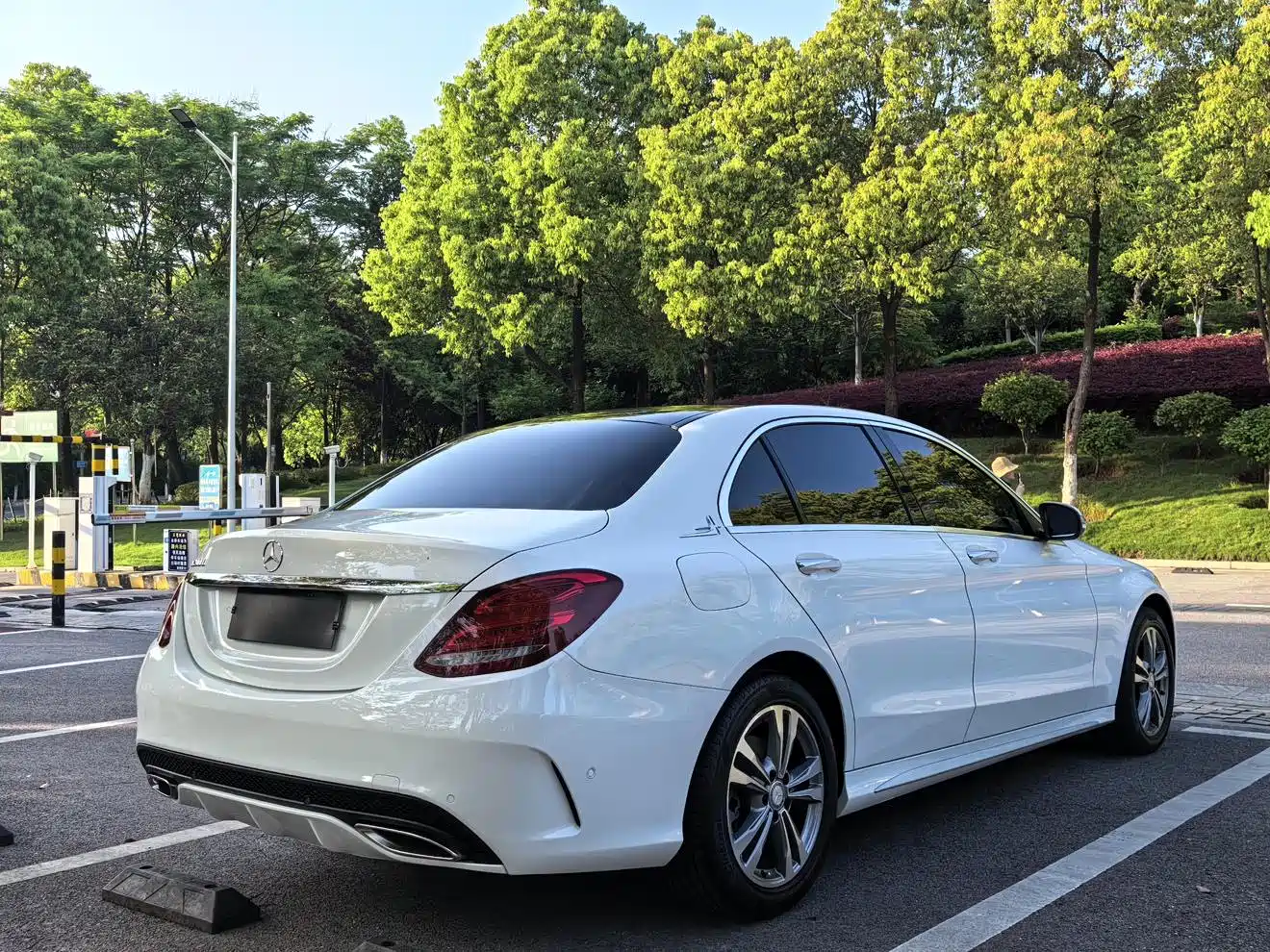 Mercedes-Benz C-Class 2016 C 200 L Sport фото 4