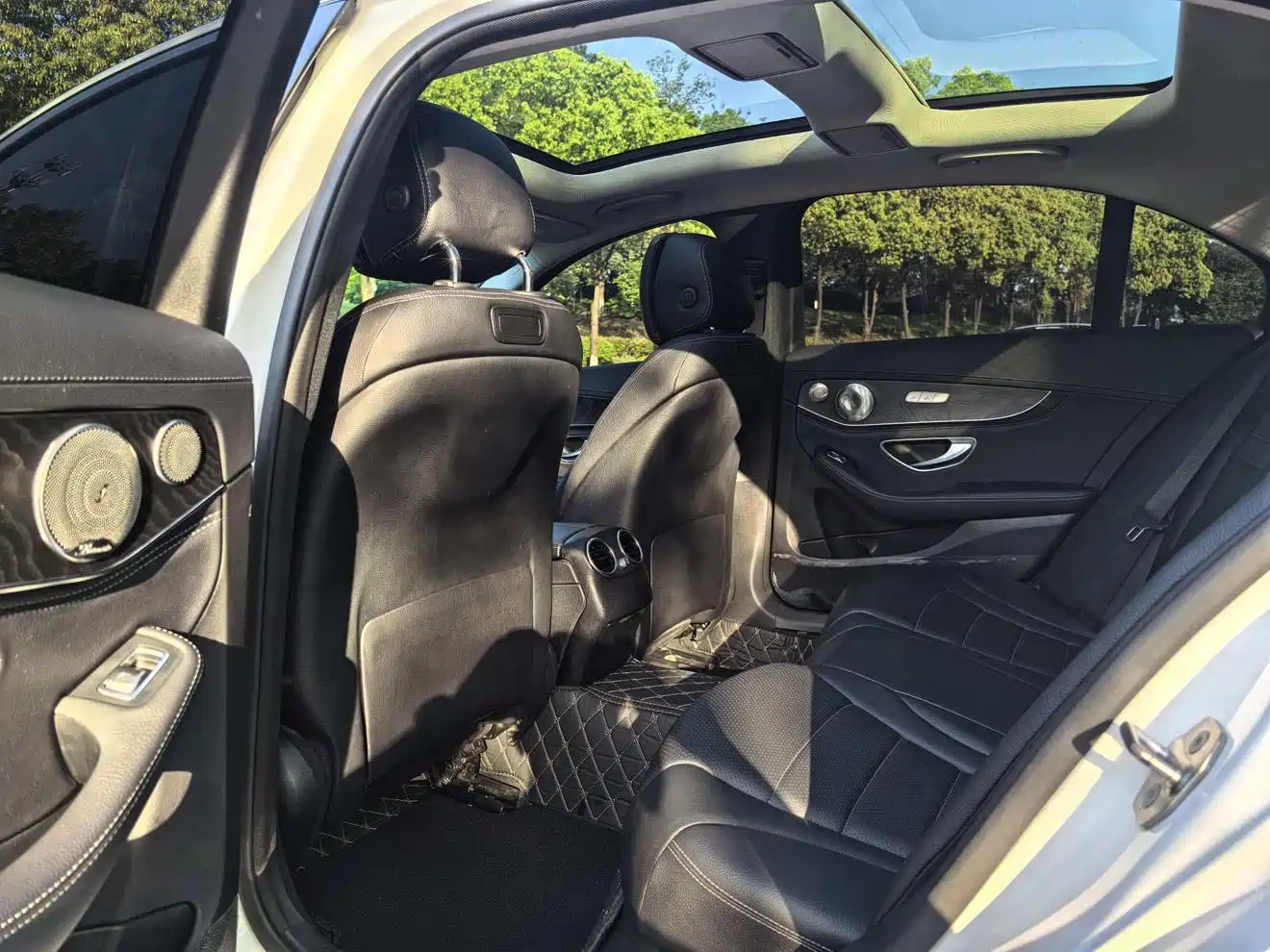 Mercedes-Benz C-Class 2016 C 200 L Sport фото 13