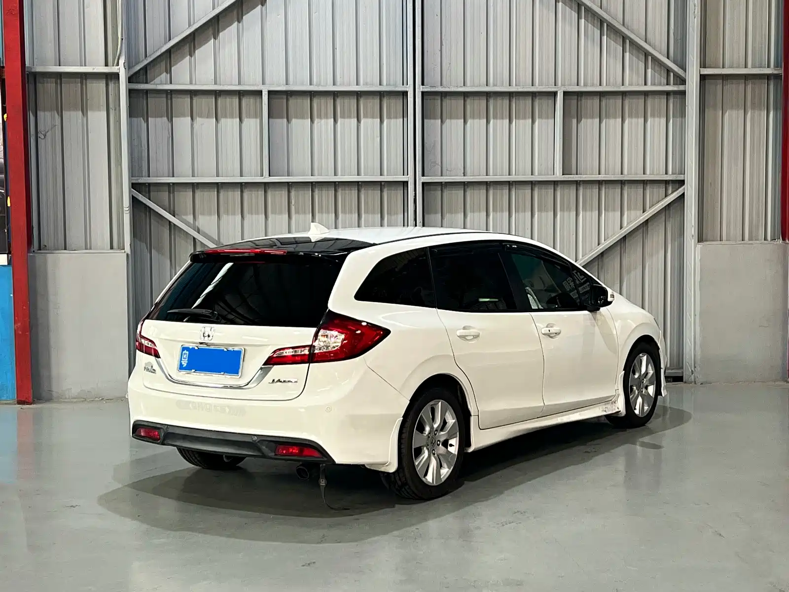 Фото 7 - Honda Jade