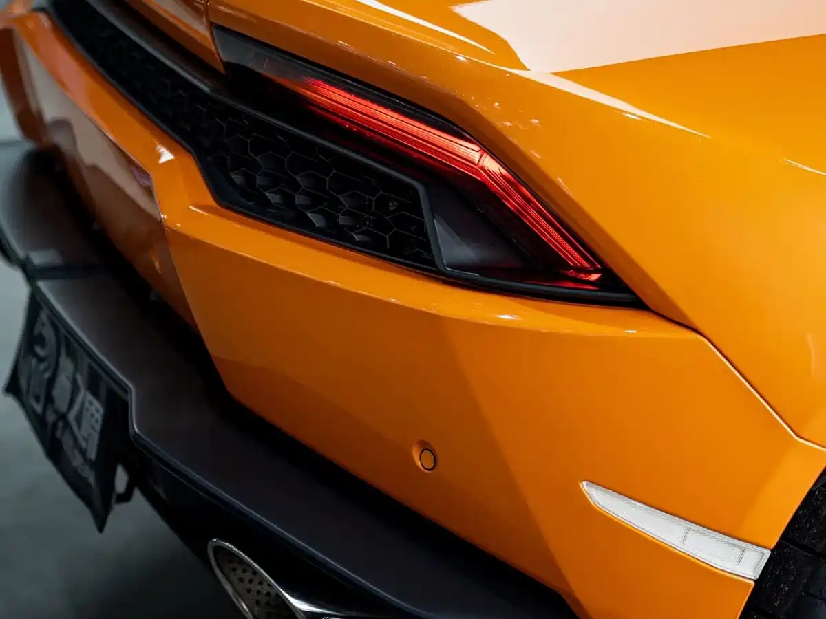 Фото 10 - Lamborghini Huracán