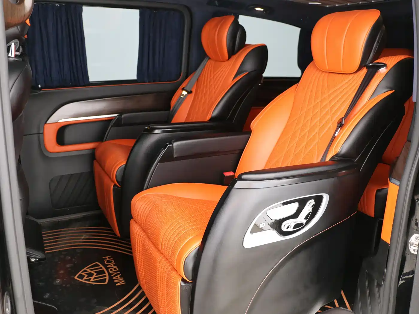 Mercedes-Benz V-Class 2021 V 260 Pilot Edition фото 12