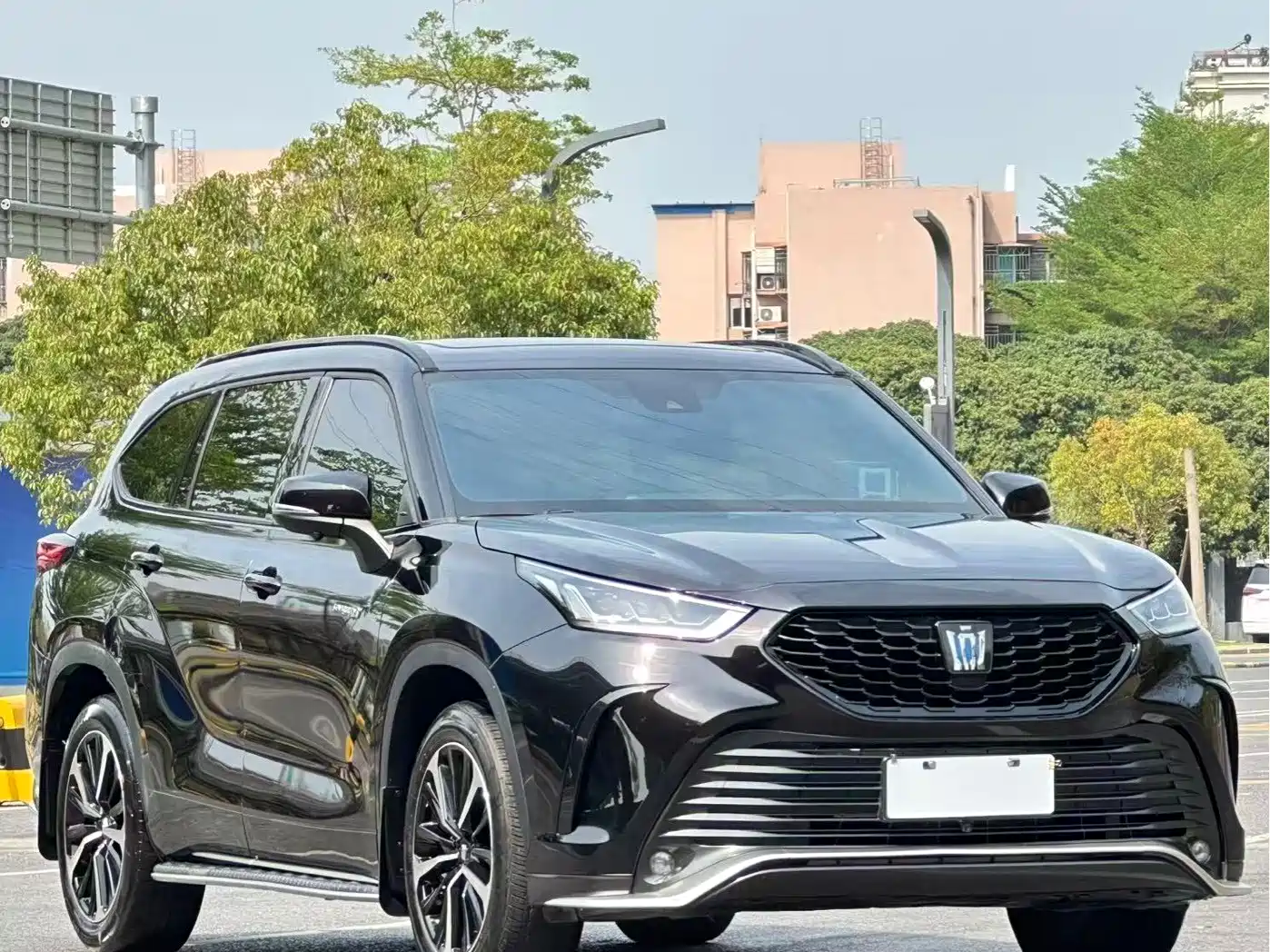 Toyota Crown Kluger 2022 2021 2.5L HEV 4WD Luxury