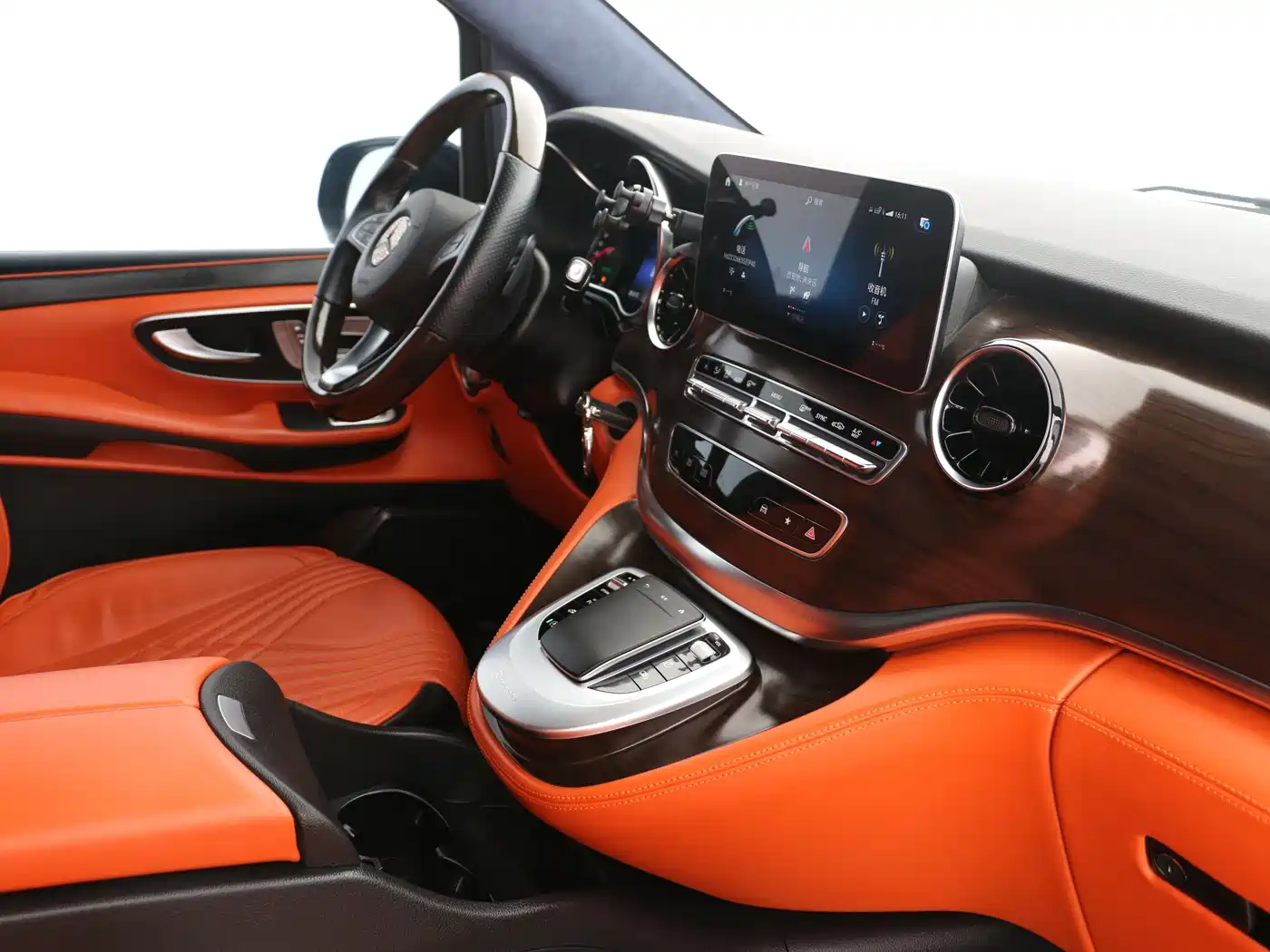 Mercedes-Benz V-Class 2021 V 260 Pilot Edition фото 16