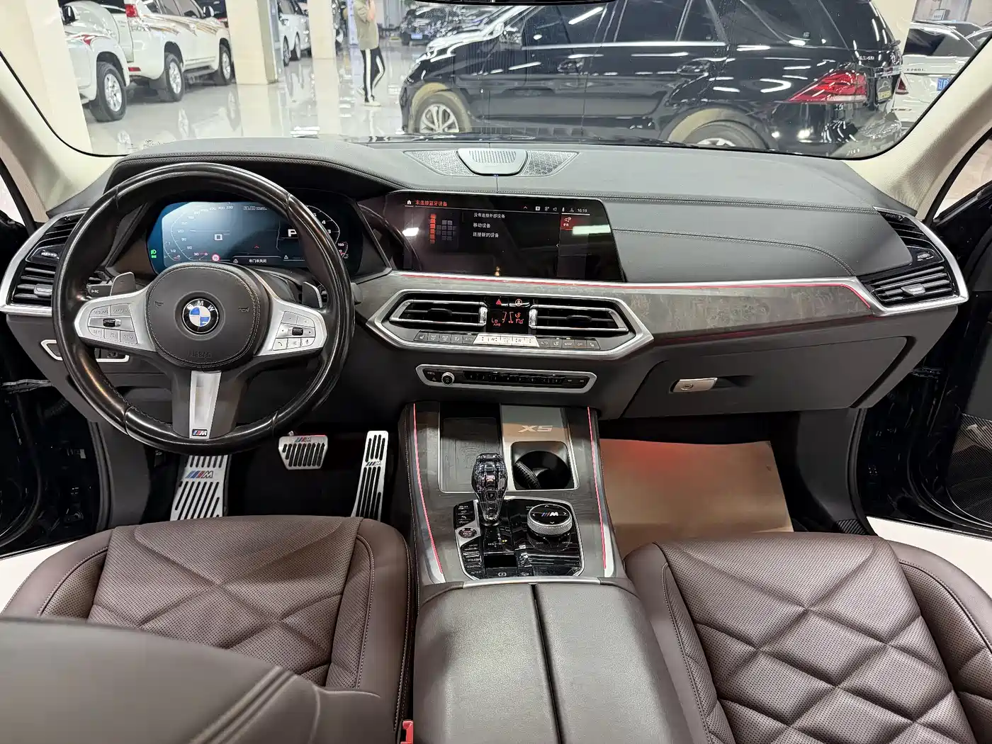 BMW X5 2022 xDrive 30Li Premium M Sport Package фото 11