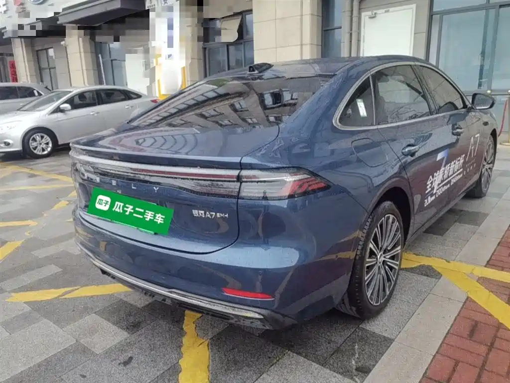 Geely Galaxy Galaxy A7 2025 EM-i фото 7