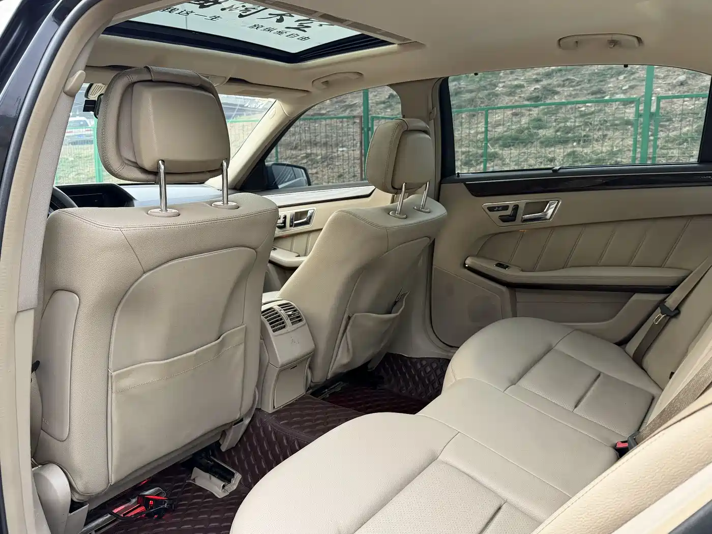 Mercedes-Benz E-Class 2011 E 200 L CGI Elegance фото 6