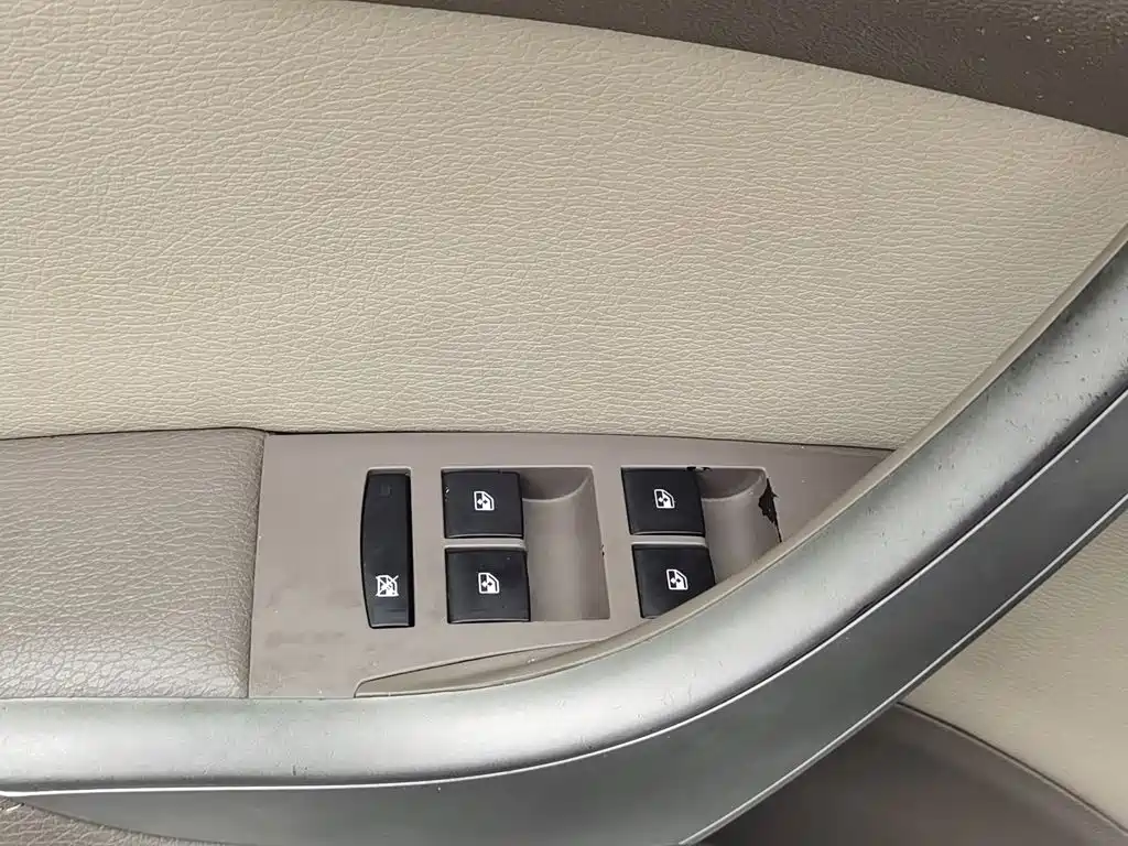 Фото 9 - Buick Excelle
