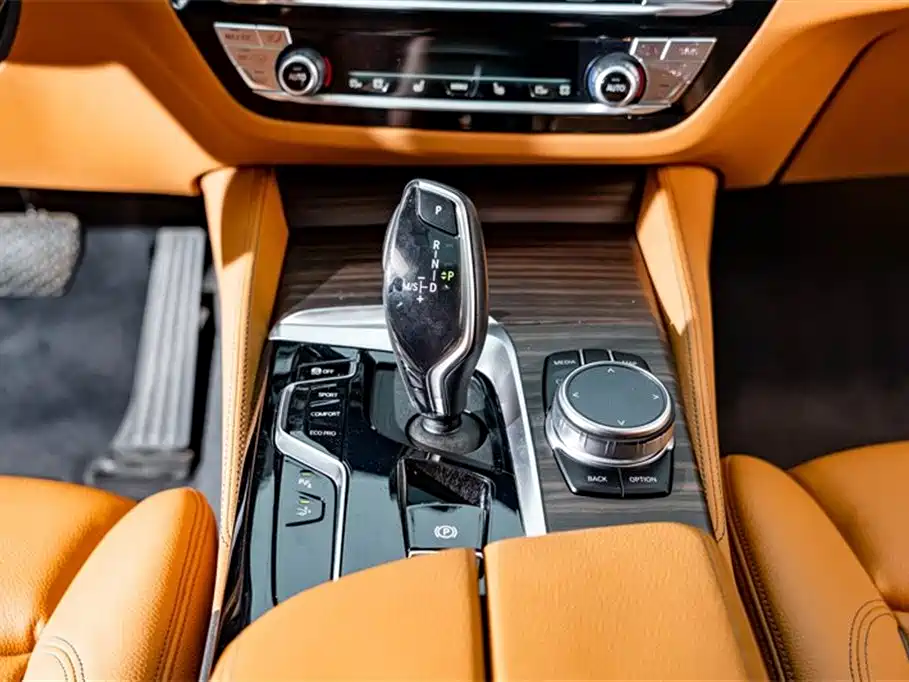 BMW 6 Series GT 2021 Facelift 630i Luxury Design Package фото 15