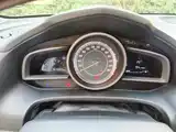 Фото 4 - Mazda CX-4