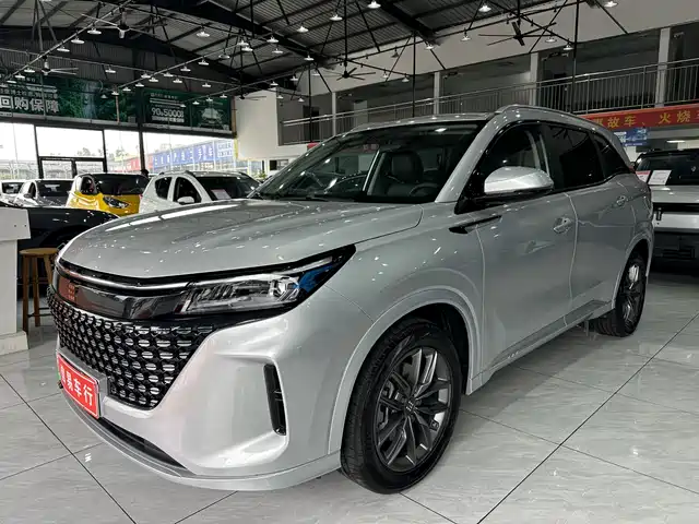  Landian Landian E5 2023 1.5L DE-i 100KM Enjoyment 7-seater