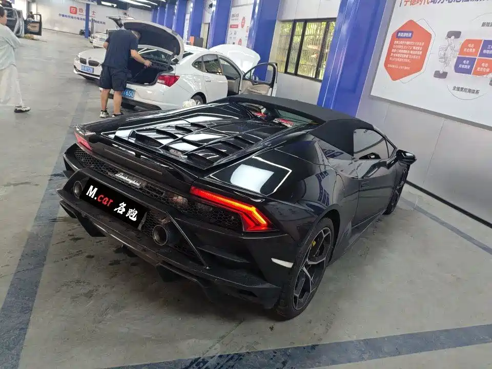 Lamborghini Huracán 2023 2020 Huracán EVO RWD Spyder