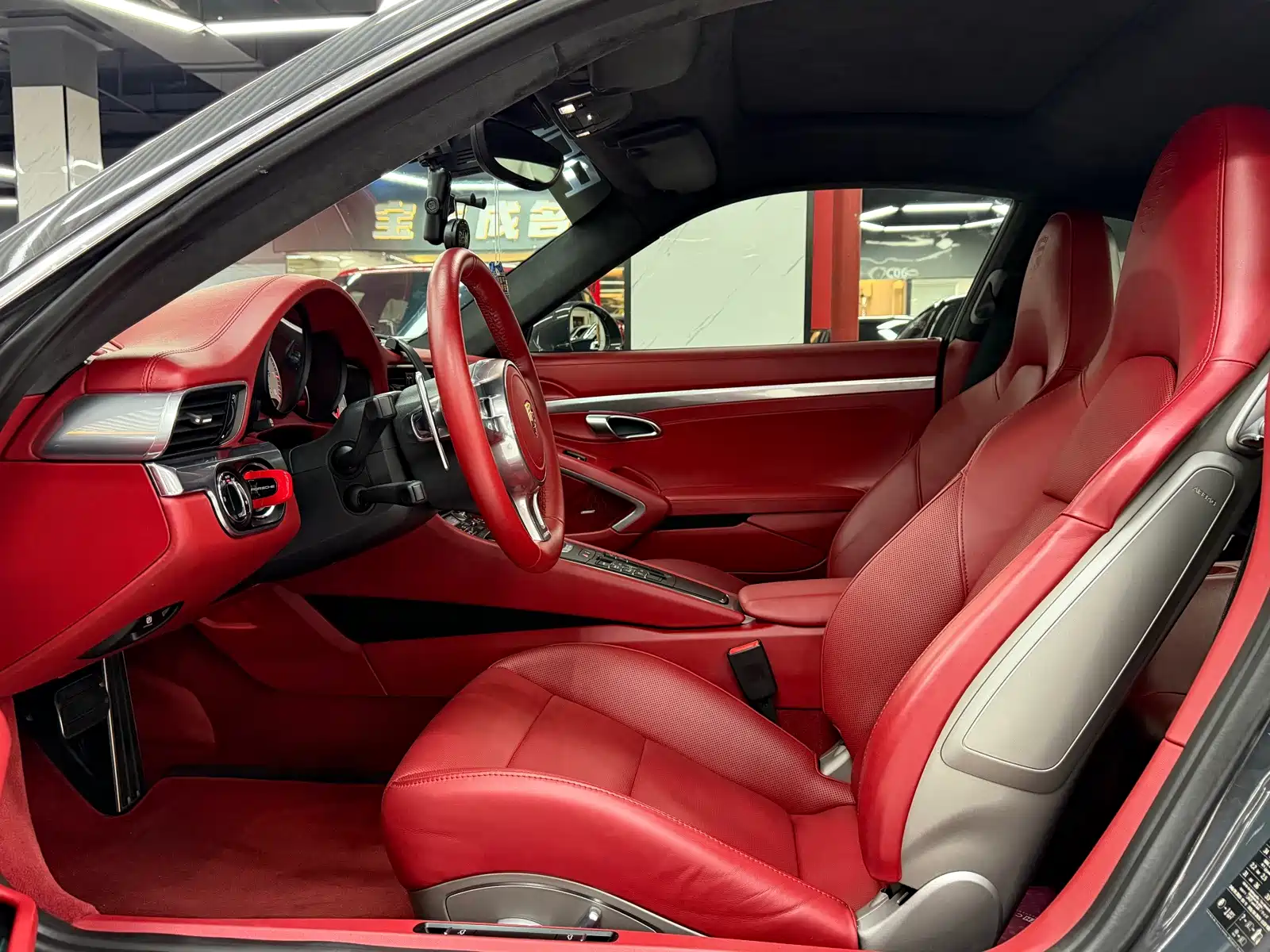 Photo 6 - Porsche 911