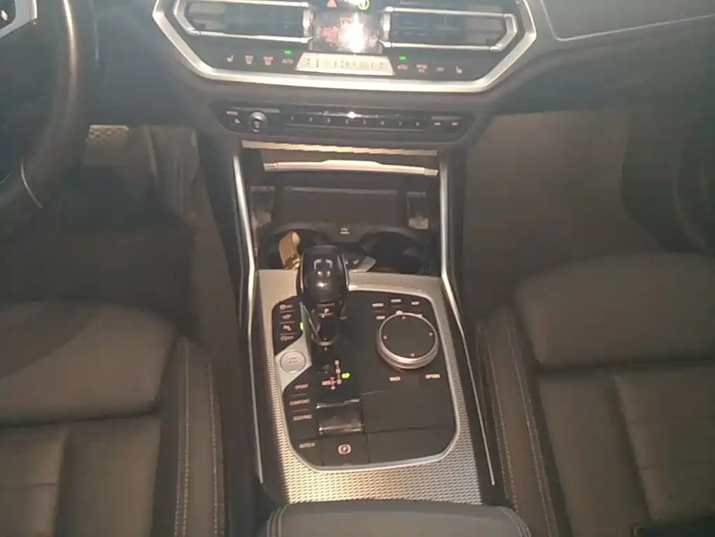 Photo 14 - BMW 3 Series
