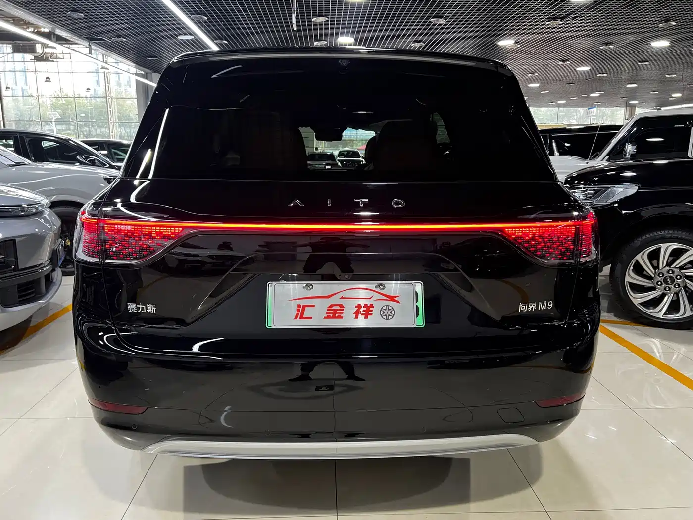 Aito M9 2026 2025 Extended Range Max 52kWh 6-Seater