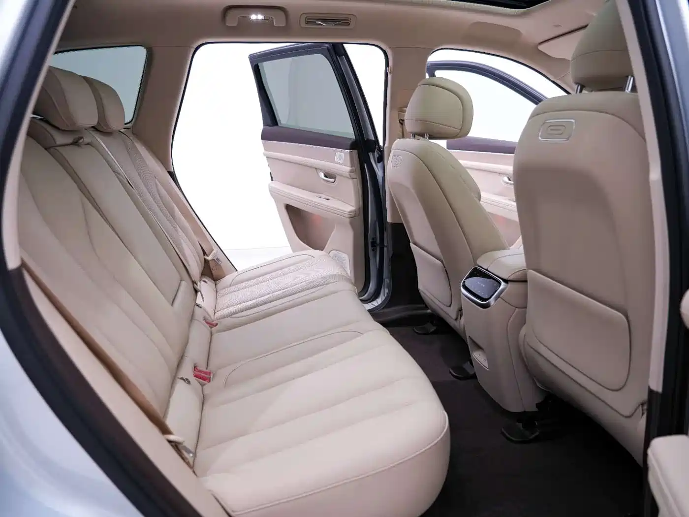 AITO Wenjie AITO M7 2024 1.5T Smart Drive AWD Pro 5-seater фото 21