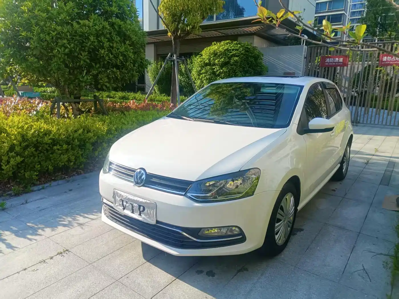Volkswagen Polo 2018 1.5L Auto Comfort фото 2