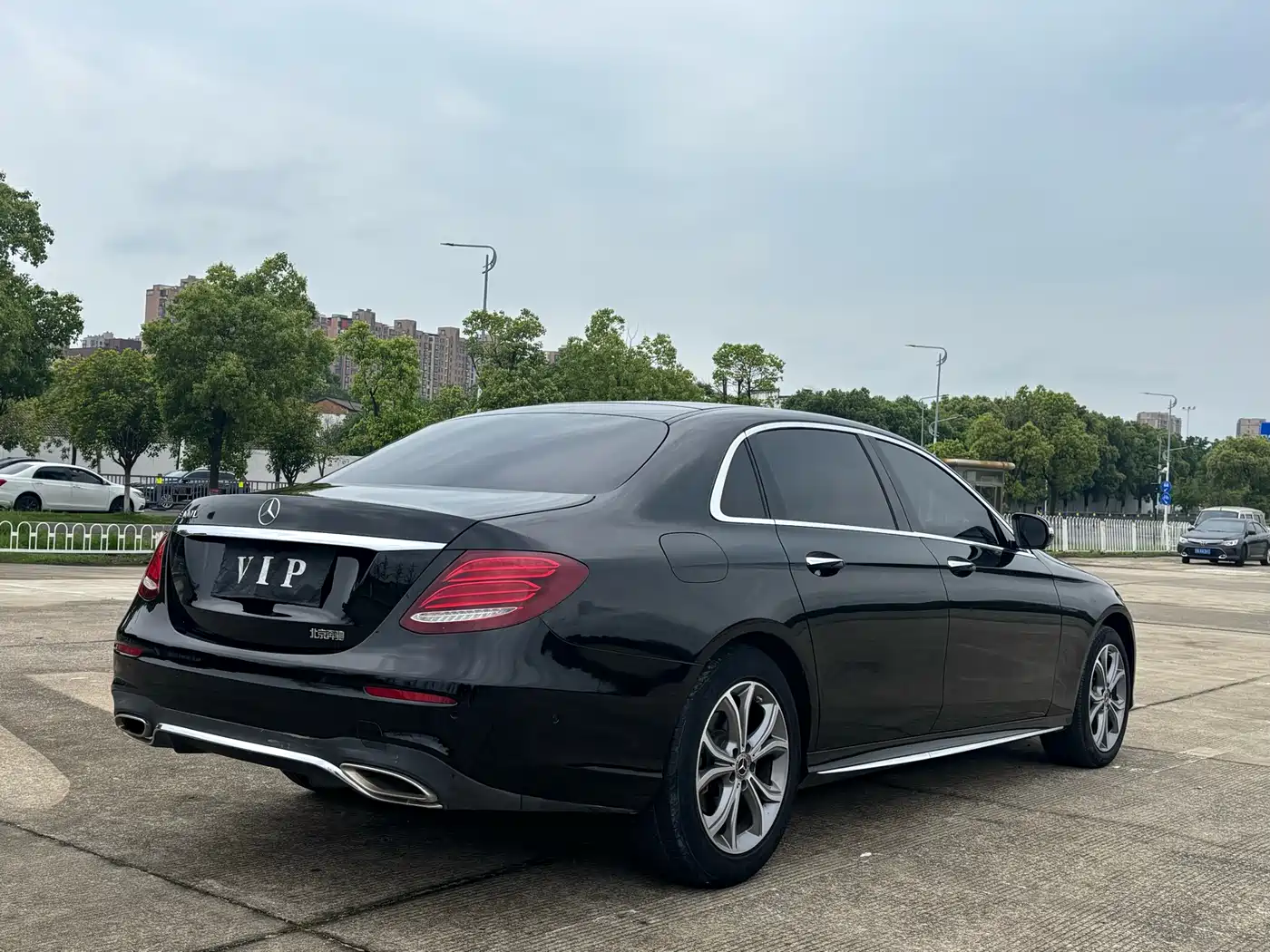 Mercedes-Benz E-Class 2020 E 300 L Sport Fashion Model фото 7