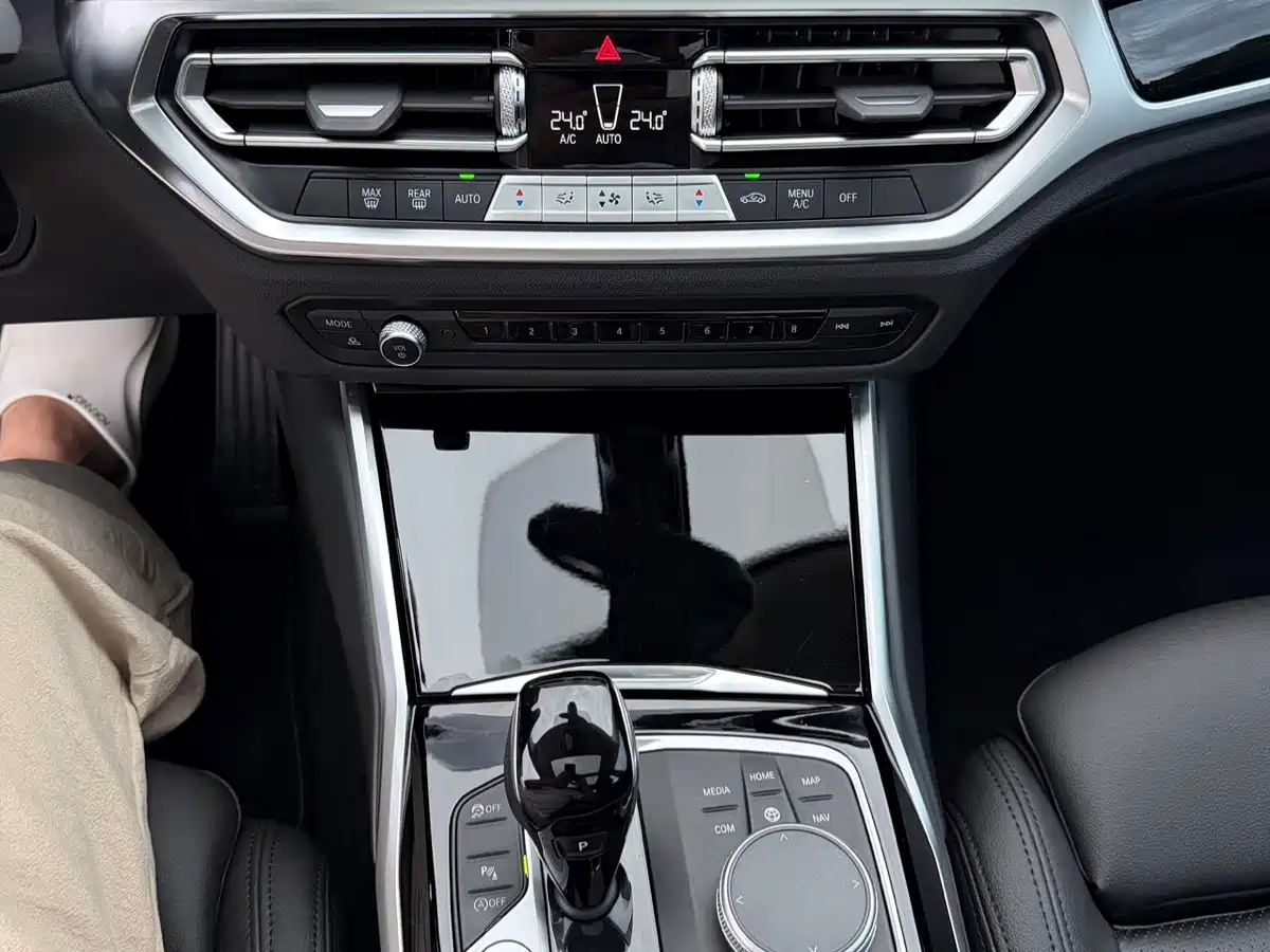 BMW 3 Series 2021 320Li M Sport Package фото 8