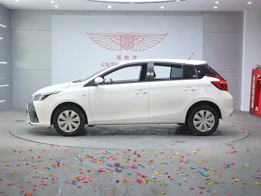Toyota YARiS L Zhi Xuan 2016 Facelift 1.5E CVT Charming Edition фото 2
