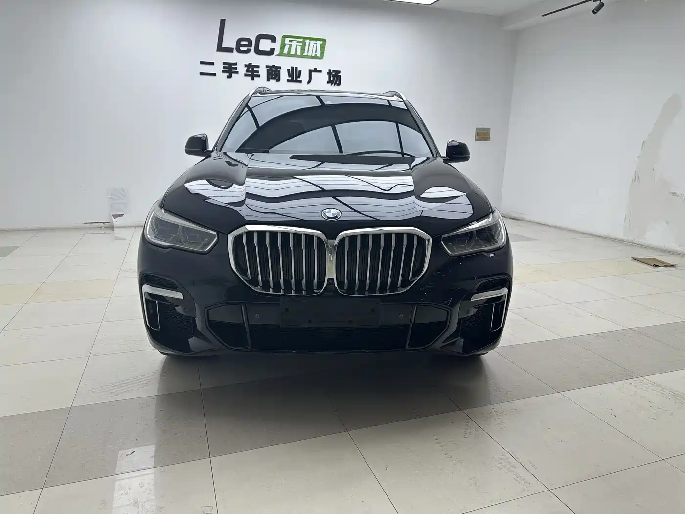 BMW X5 2022 xDrive 30Li Premium M Sport Package фото 2