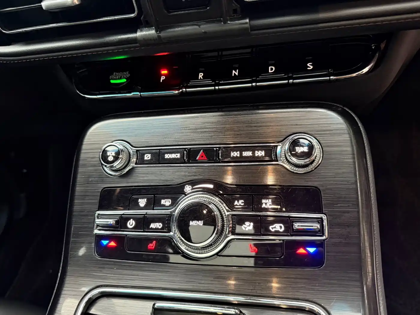 LINCOLN NAVIGATOR