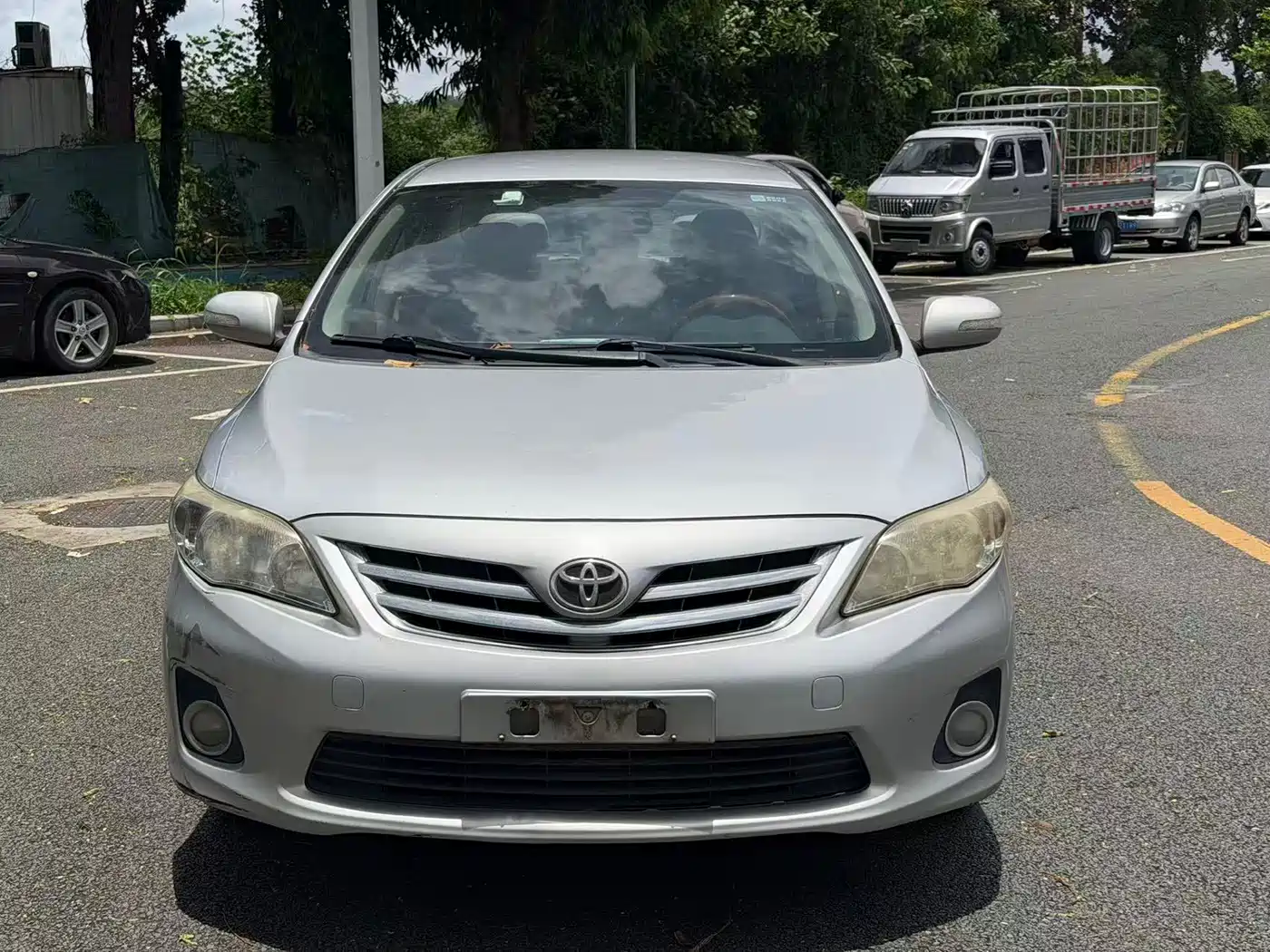 Photo 2 - Toyota Corolla