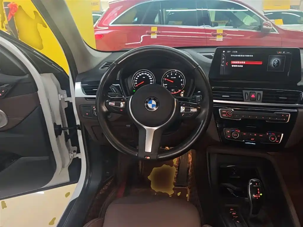 BMW X1 2022 sDrive25Li Leading фото 11
