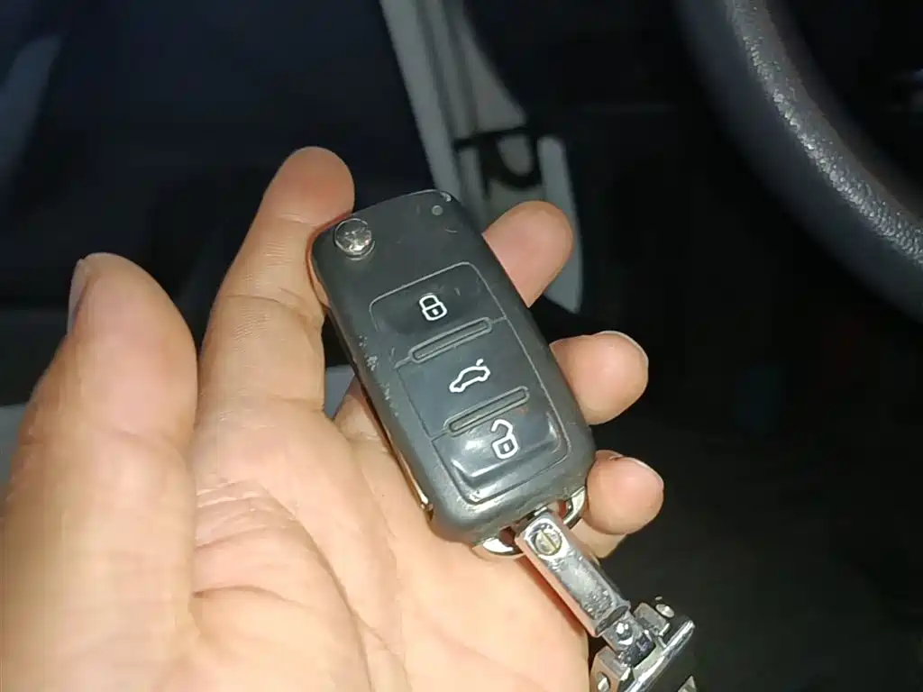 Volkswagen Santana 2016 1.6L Manual Trend Edition фото 9