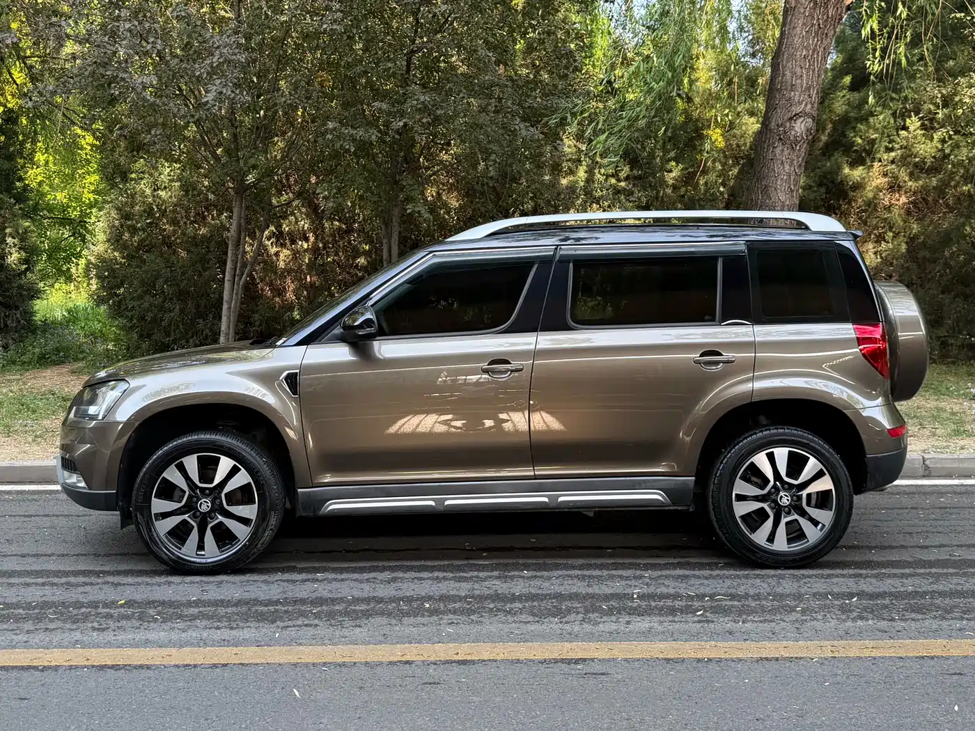 Škoda Yeti 2016 1.4TSI DSG Prestige Edition фото 3