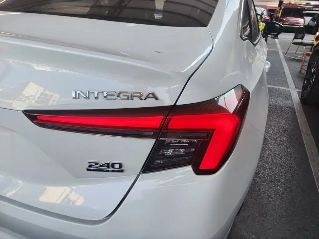 Photo 24 - Honda Integra