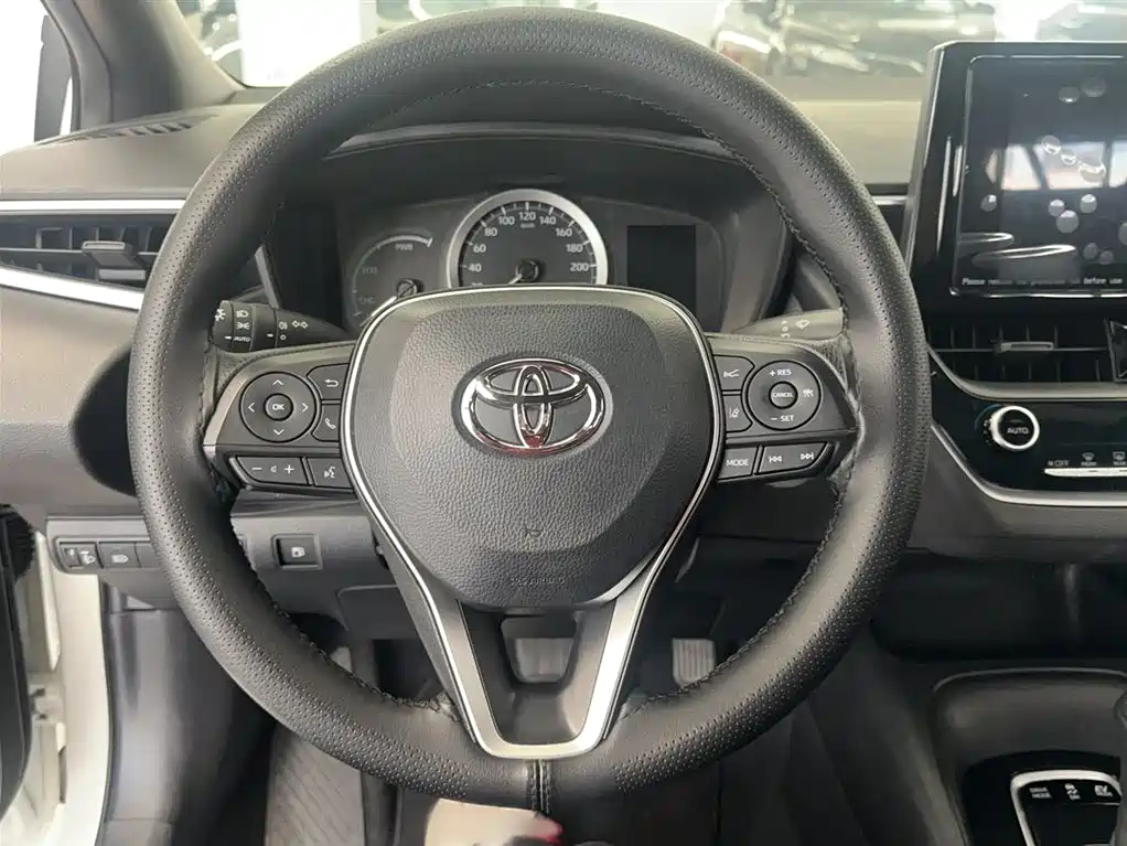 Toyota Levin 2021 Dual Hybrid 1.8H E-CVT Leading Edition фото 3