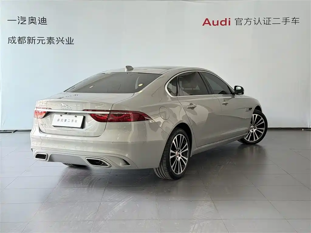 JAGUAR XFL