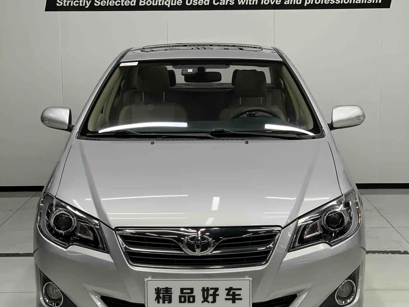 Toyota Corolla 2013 1.6L Manual Excellence Edition фото 2