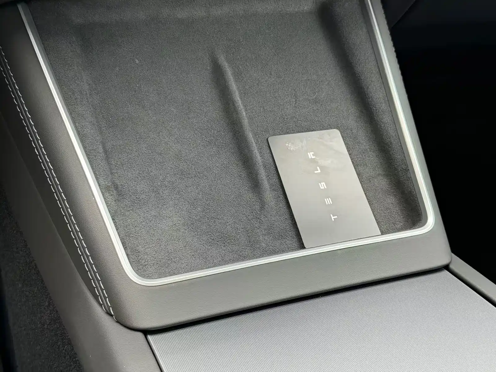 Photo 13 - Tesla Model Y