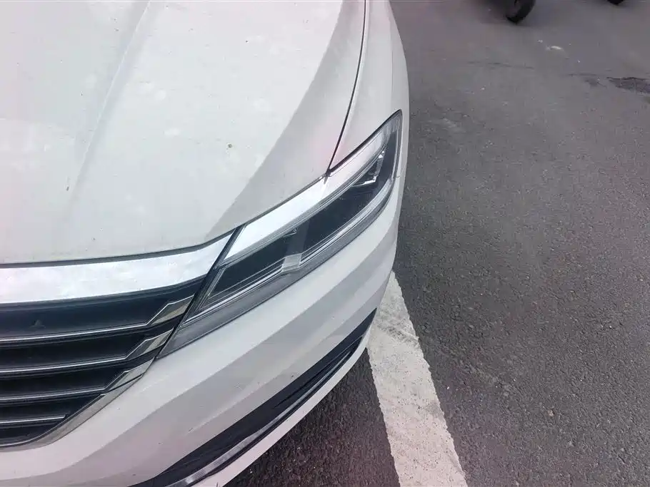 Volkswagen Lavida 2021 1.5L Auto Comfort Edition фото 5