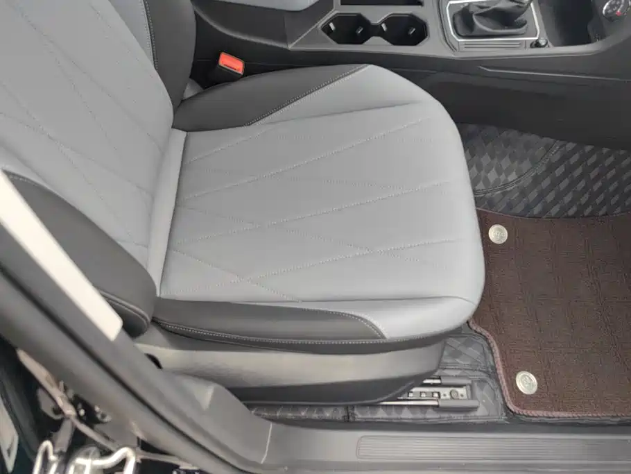 Volkswagen Lavida 2024 Model 1.5L Automatic Starlight 5 Million Edition 8