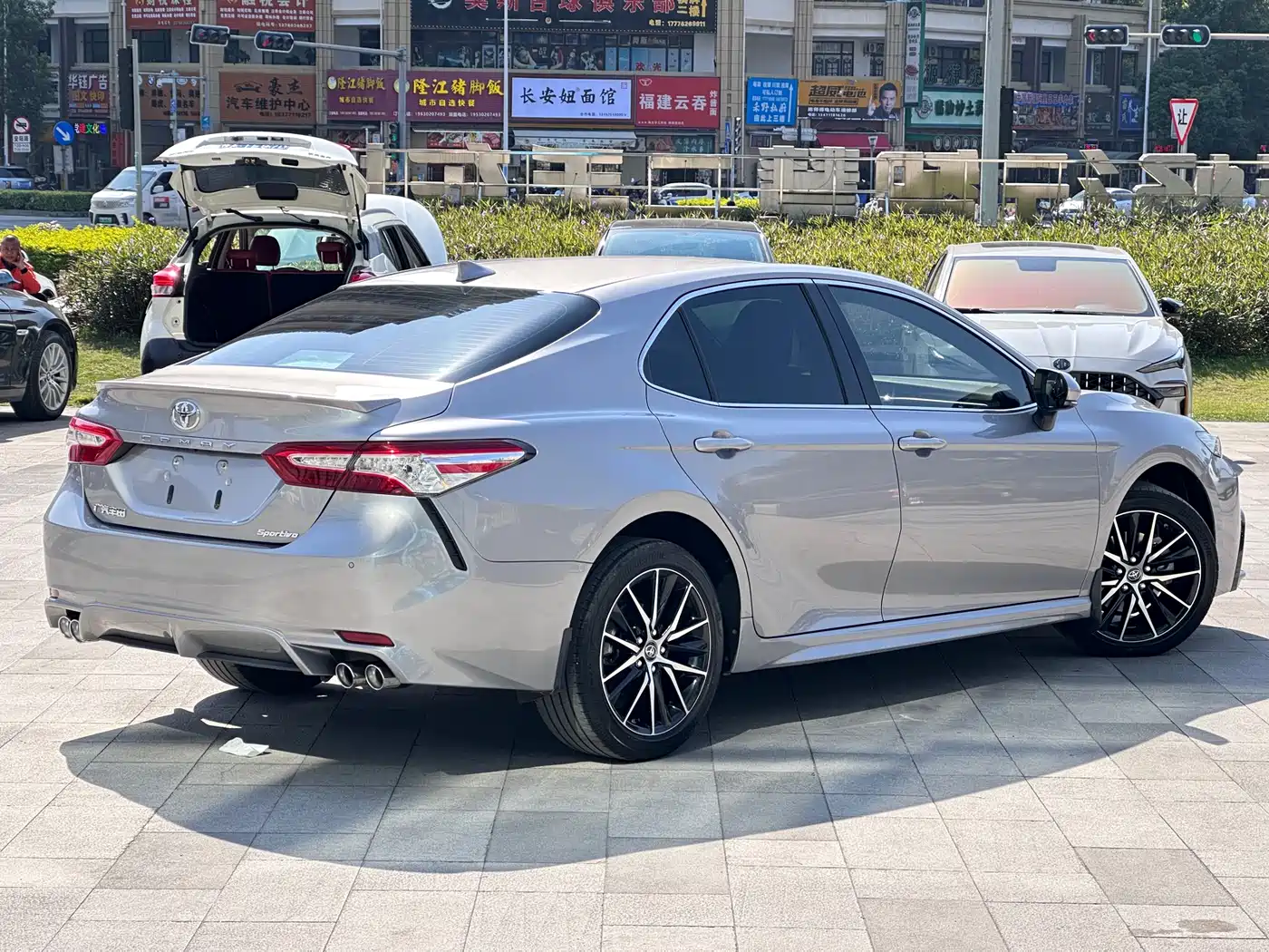 Toyota Camry 2021 2.5S Feng Shang Edition фото 4