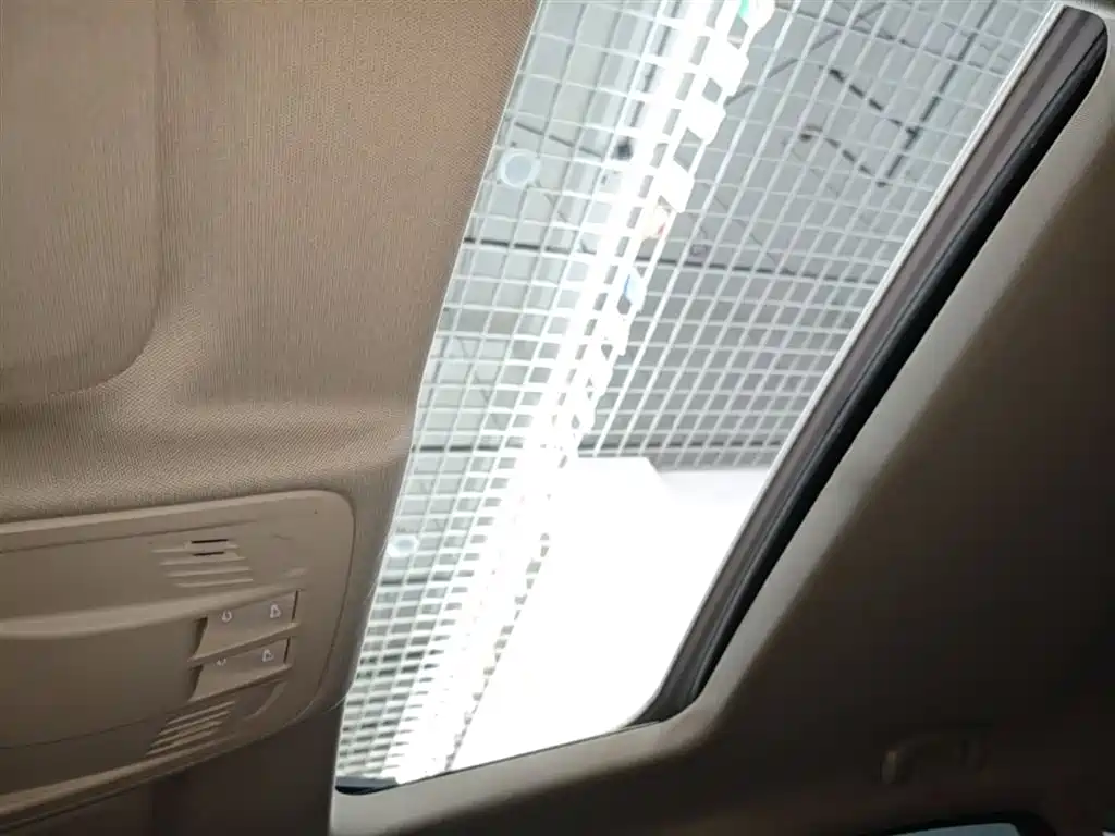 Buick Verano 2015 Sedan 20T Dual-clutch Leading фото 18