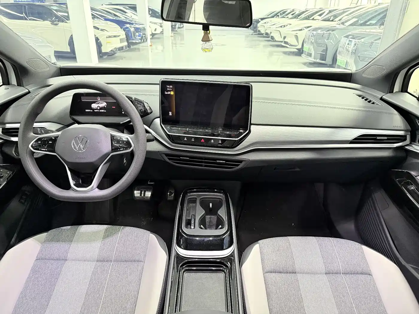 Volkswagen ID.4 CROZZ 2022 Long Range PURE+ Edition фото 5