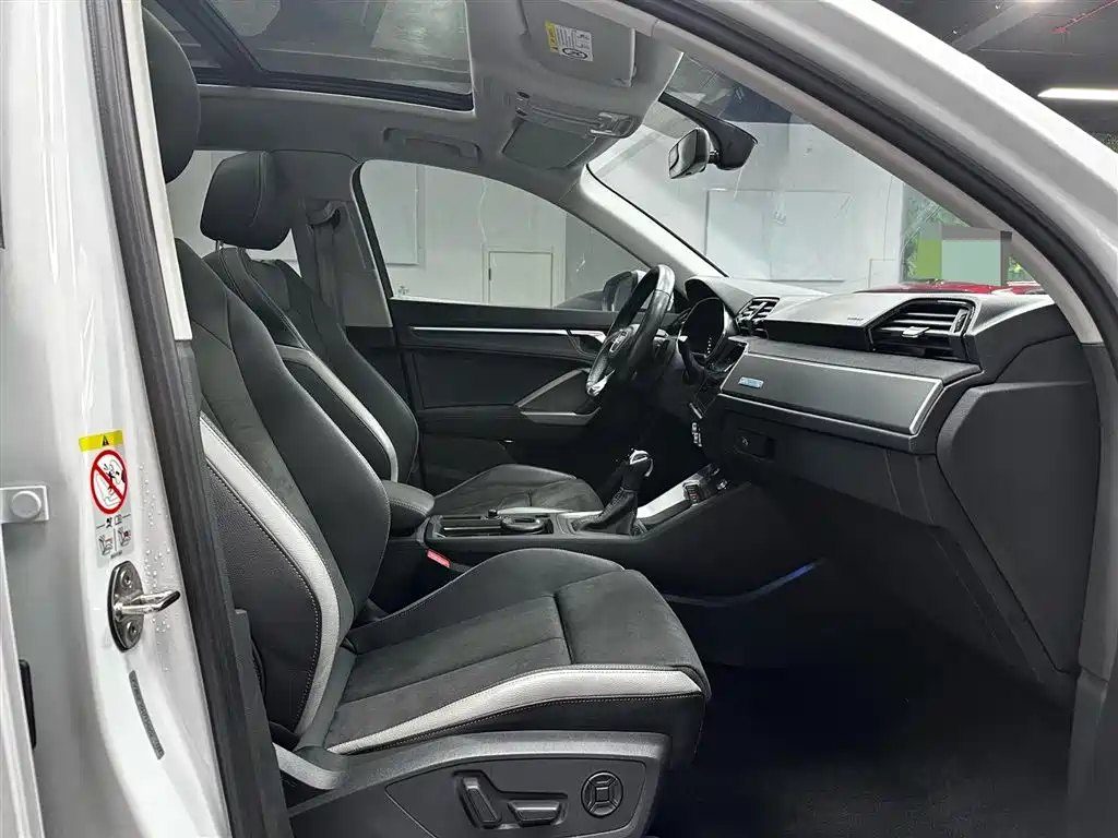 Audi Q3 2022 35 TFSI Fashion Dynamic фото 12
