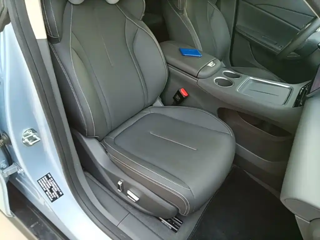 Dongfeng Fengxing Stellar S7 2026 2024 555 Joy Edition