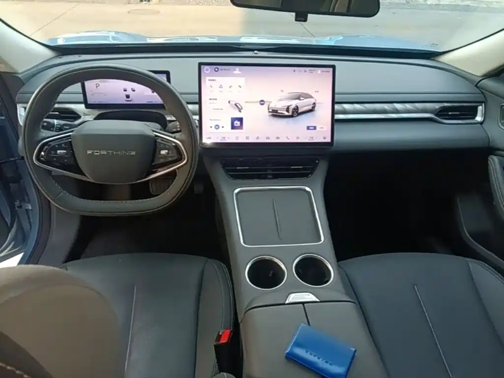 Фото 10 - Dongfeng Fengxing Stellar S7