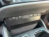 Photo 11 - Lexus ES