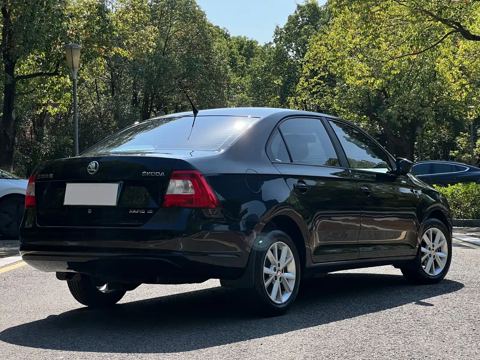صورة 6 - Škoda Rapid