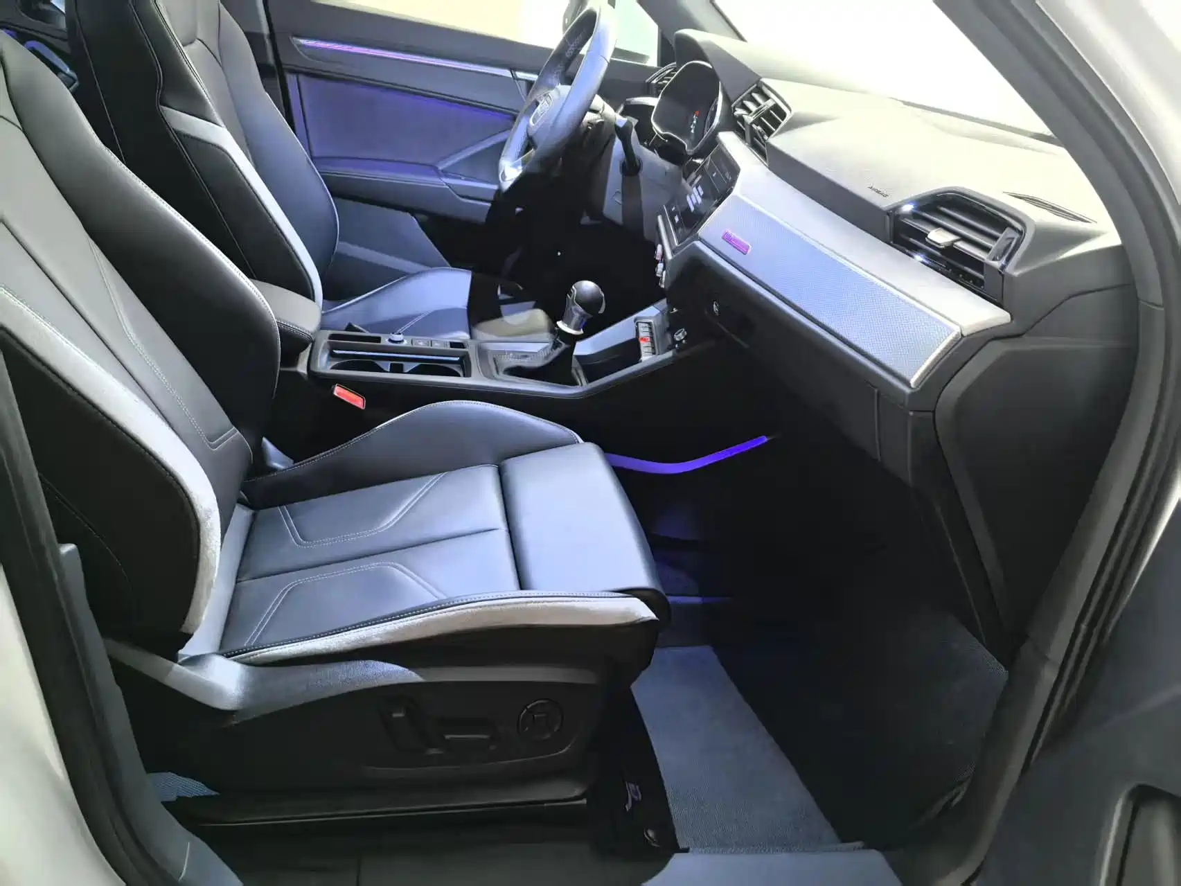 Photo 15 - Audi Q3