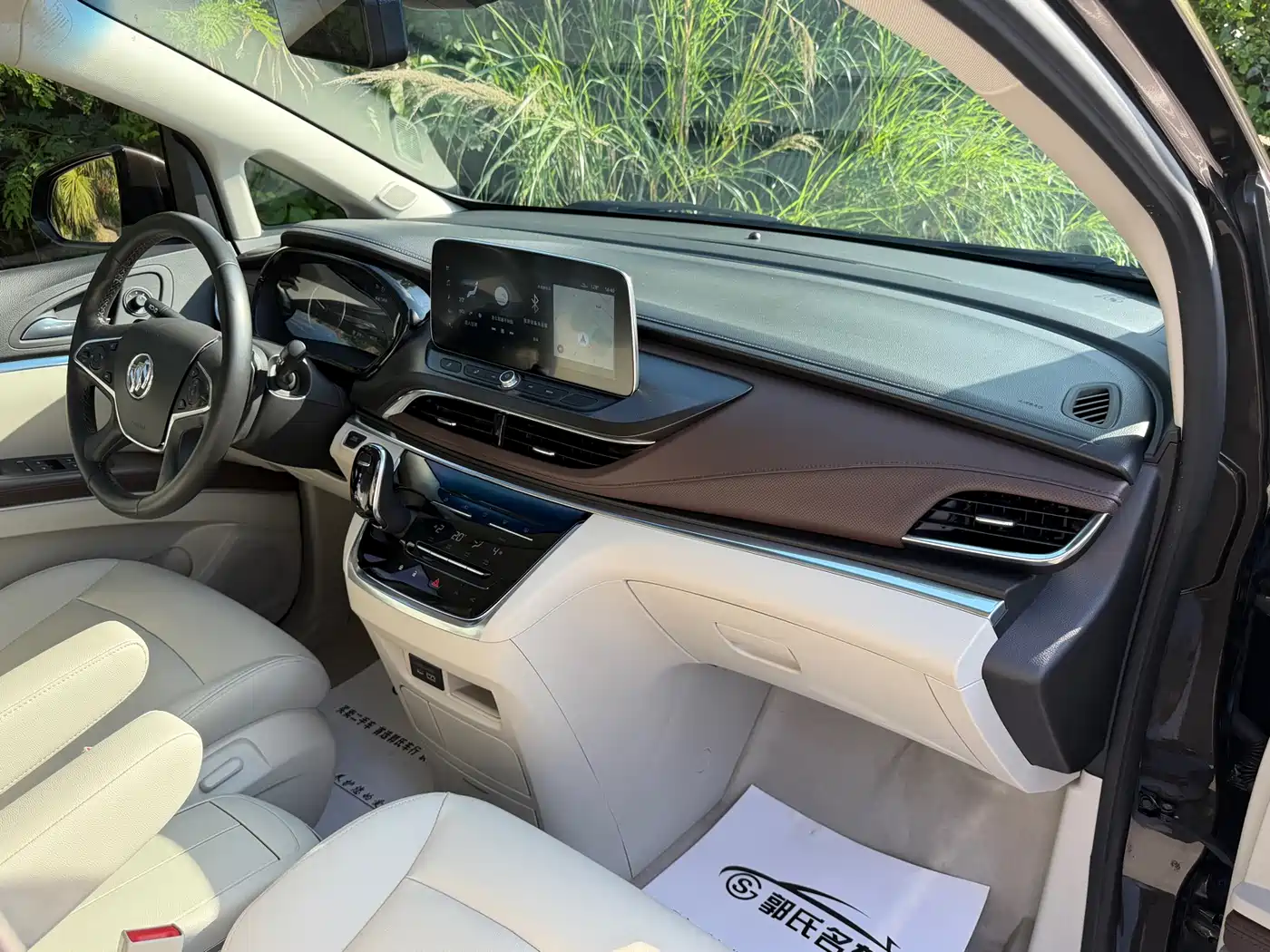 Buick GL8 2021 Land Business Class 652T Premium фото 10