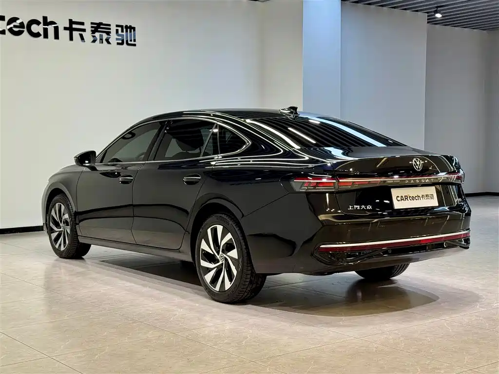 Volkswagen Passat 2025 Pro 380TSI Dragon Glory Edition фото 6