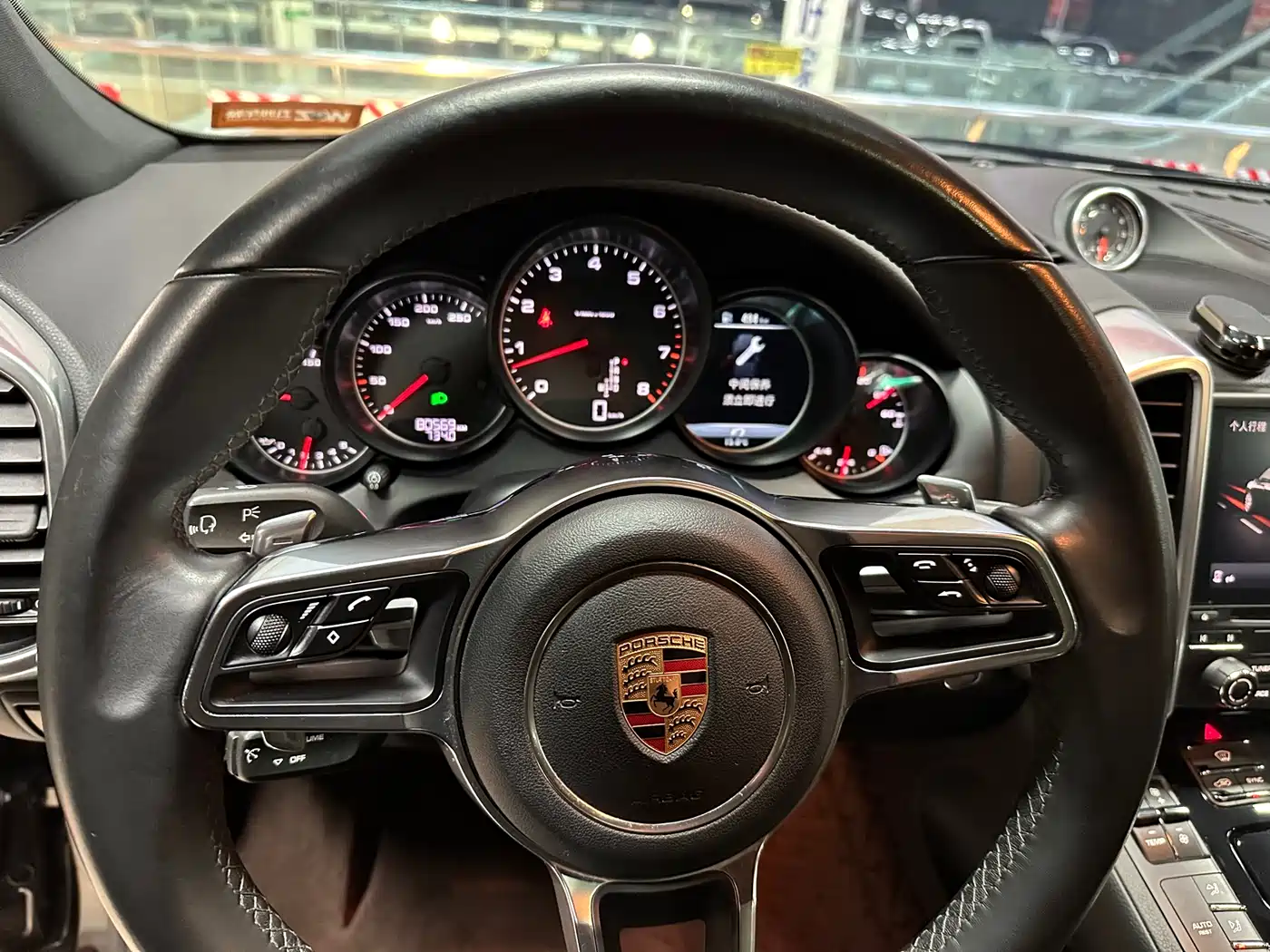 Porsche Cayenne 2016 Cayenne Platinum Edition 3.0T фото 14