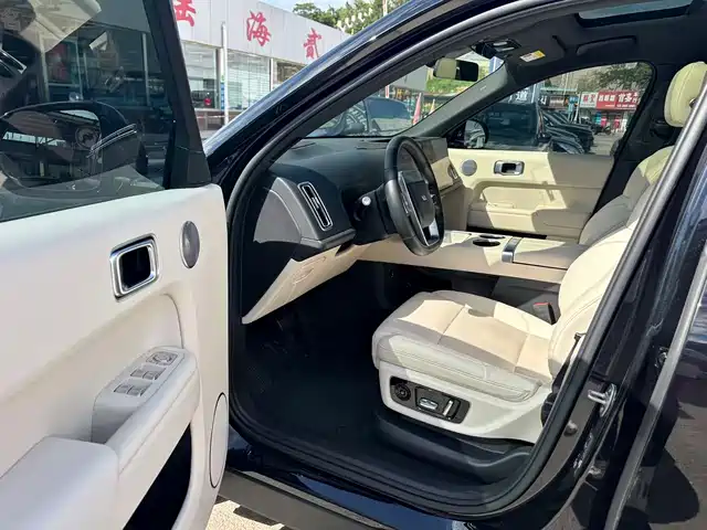 Li Auto Li Xiang L9 2022 Max — фото 5